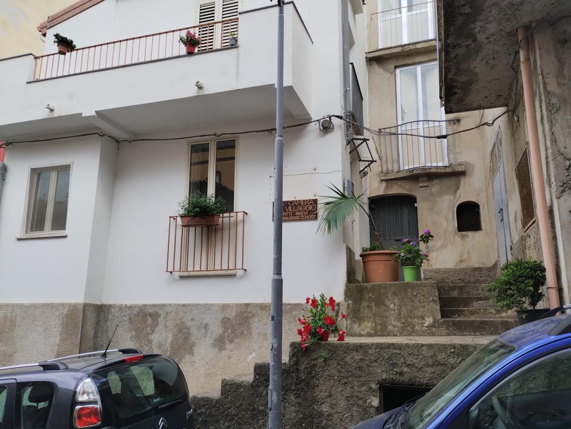 La Camera Nel Villaggio Messina Buitenkant foto